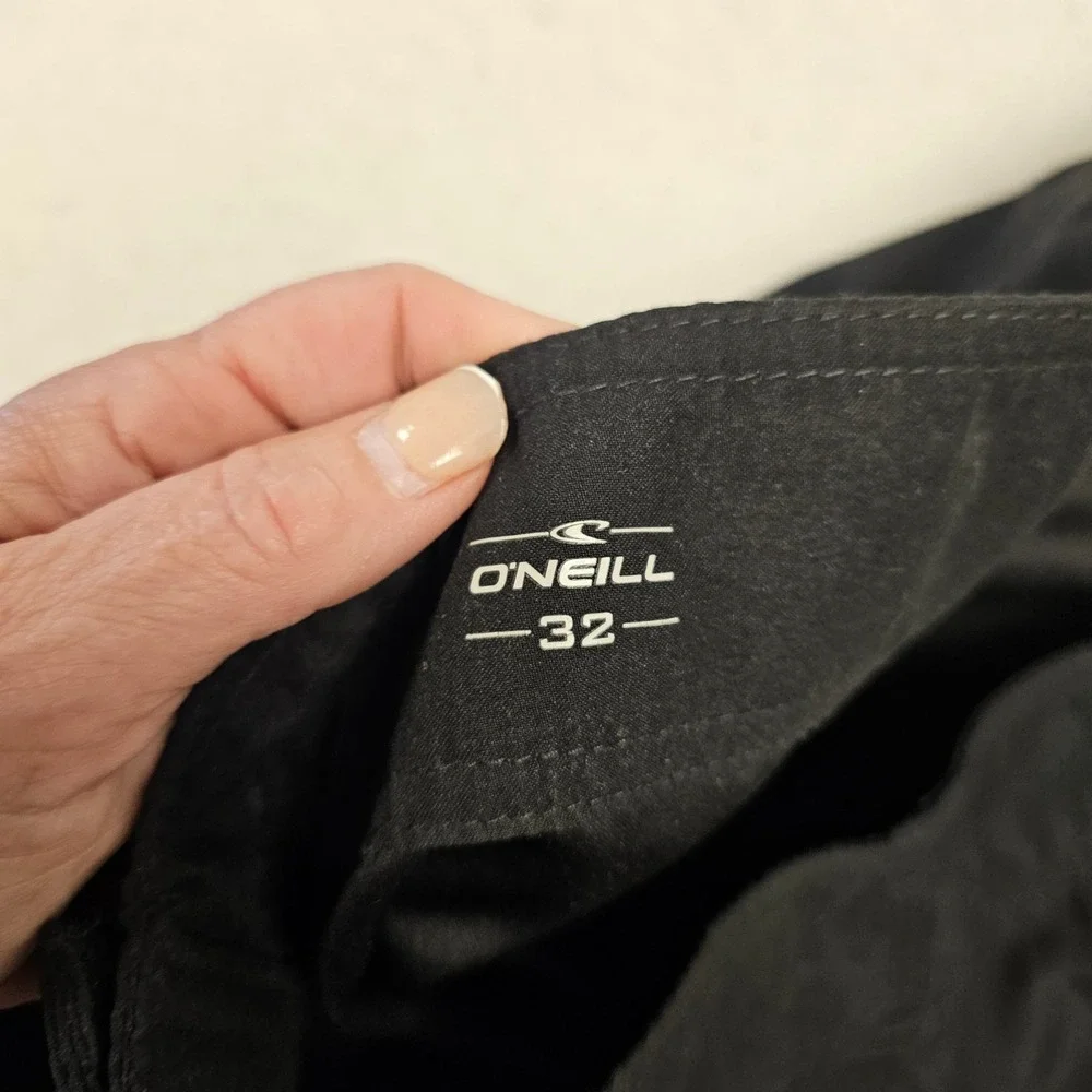 ONeill Mens Board Shorts Black Cargo Pocket Swim Trunks Size 32 RN85773